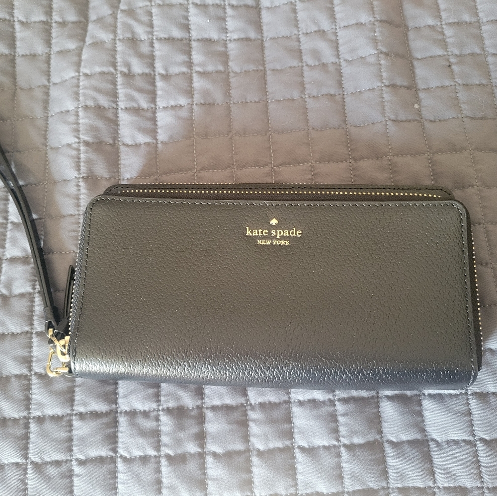 Large Kate Spade Wallet